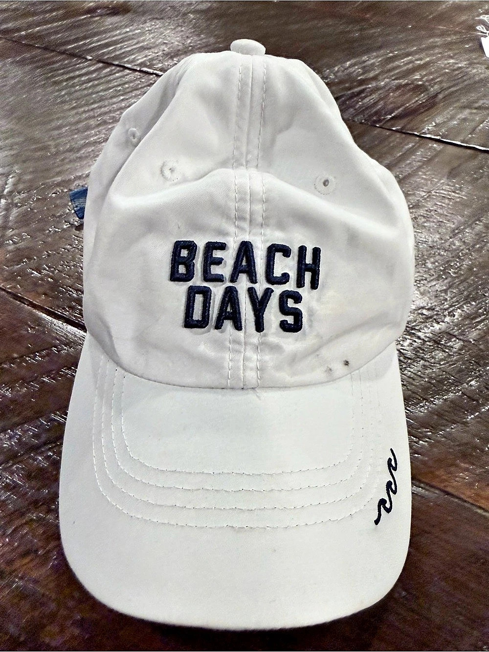 Beach Days Embroidered Beach Hat in White